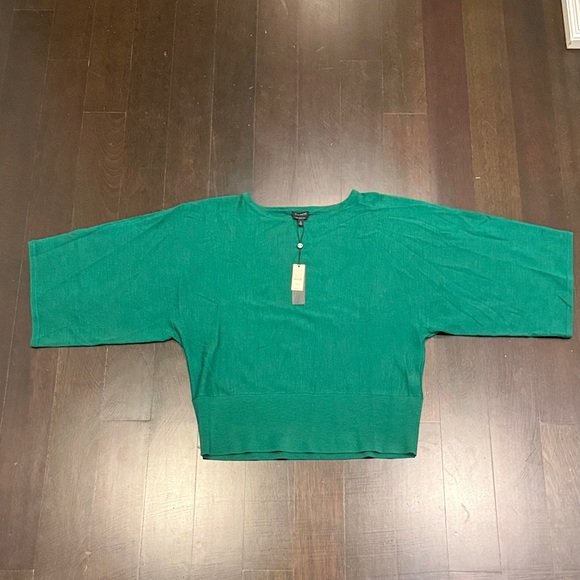 Talbots Kelly Green Sweater. Flattering cut and sleeve length. - Picture 3 of 11